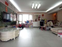 锦绣花园三期 3室2厅192.32m²整租