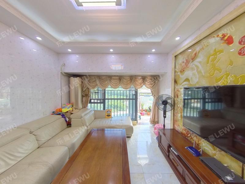 深圳信义金御半山名门照片_信义金御半山名门 4室2厅88.51m²满五唯一