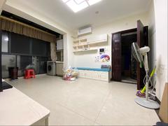 绿景大公馆 2室2厅68.16m²满五年