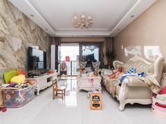 天玺1号 3室2厅68.19m²整租