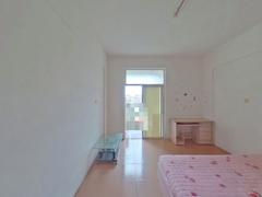 山水花城 1室1厅32m²满五年