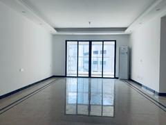 向西雍睦豪庭 5室2厅158m²整租