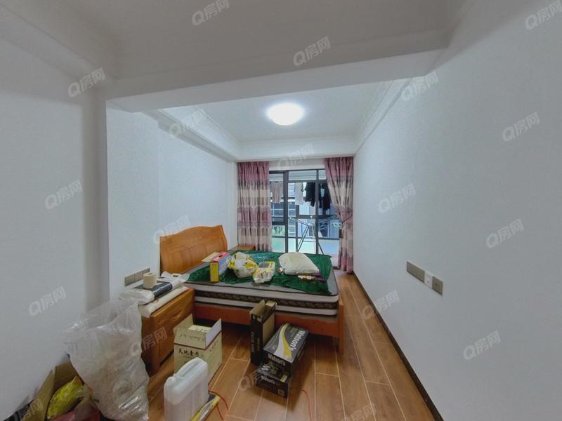 中山锦绣国际花城3期卧室照片_锦绣国际花城3期 别墅好房,分3层,使用面积大.居住舒服,值得购买