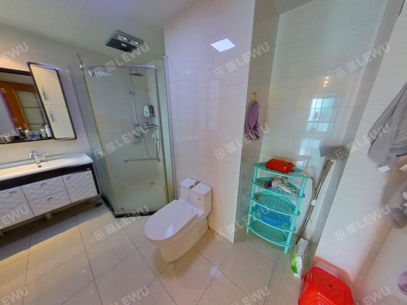 合肥水墨兰庭卫生间照片_水墨兰庭 3室1厅134.32m²满五年