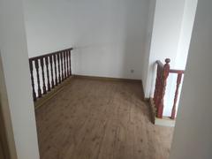 长安萨尔斯堡 3室2厅126.7m²满五年