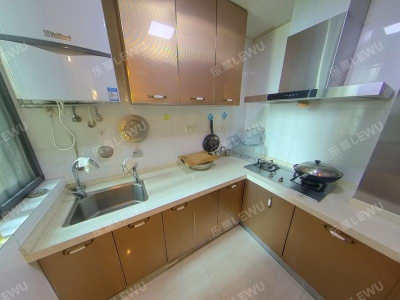 合肥水墨兰庭厨房照片_水墨兰庭 3室1厅134.32m²满五年