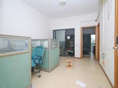 珑瑜 新出房源,户型方正,花园中间,住家安静舒适