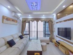 西荟城一期 沃尔玛楼上精装修 四房 家私电器齐全 拎包入住的