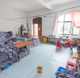 半岛一号梵高岛 5室4厅304m²满五年