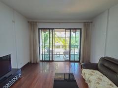 华发新城一期 3室2厅139m²普通装修