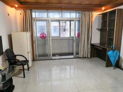 市政大院 3室2厅95m²整租