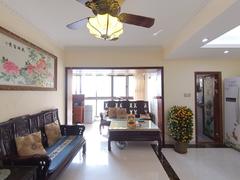 万科清林径 新出房源，户型方正，花园中间，住家安静舒适