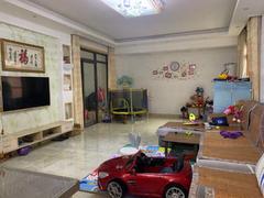 阿奎利亚一期 4室2厅149m²精装修