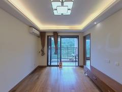 万科麓城三期 方正三房 家电全齐 拎包入住看房方便