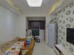 瑞泰江南 3室2厅89m²精装修