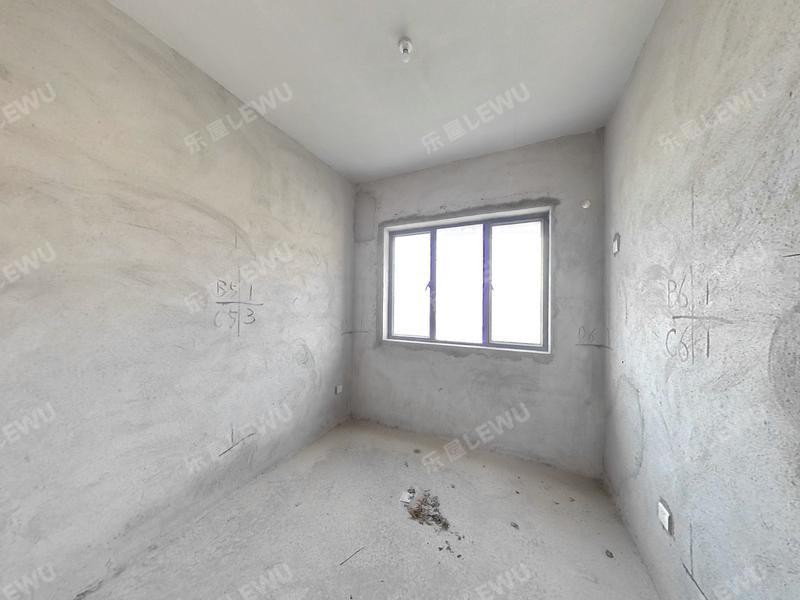 中山御城金湾花园卧室照片_御城金湾花园 3室2厅136.96m²毛坯