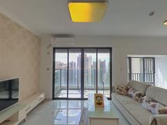 壹成中心九区 4室2厅86m²整租