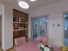 巴黎春天爱丽舍 2室2厅86.06m²精装修