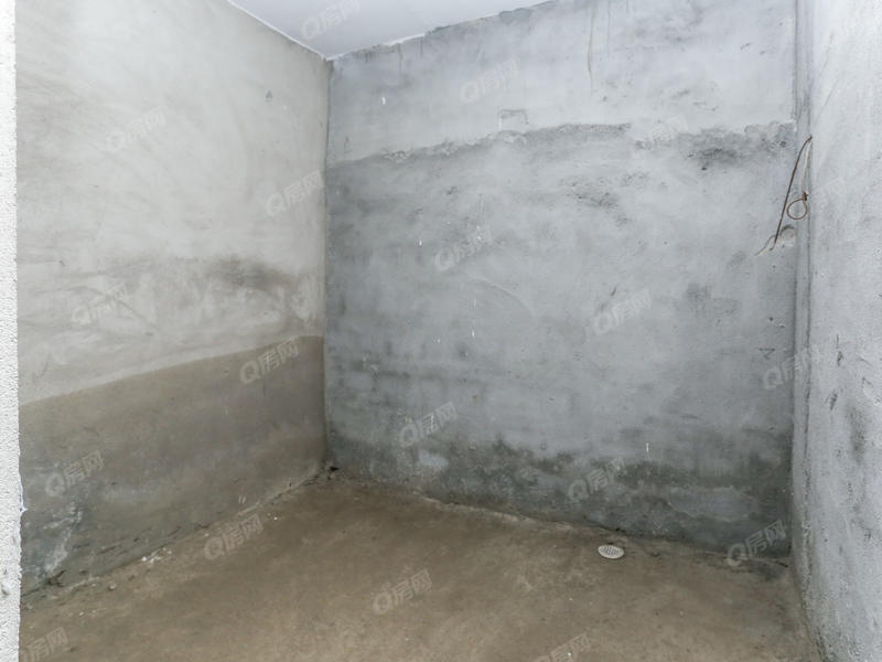 中山海伦堡六期卧室照片_海伦堡六期 别墅好房。毛坯。自己装修