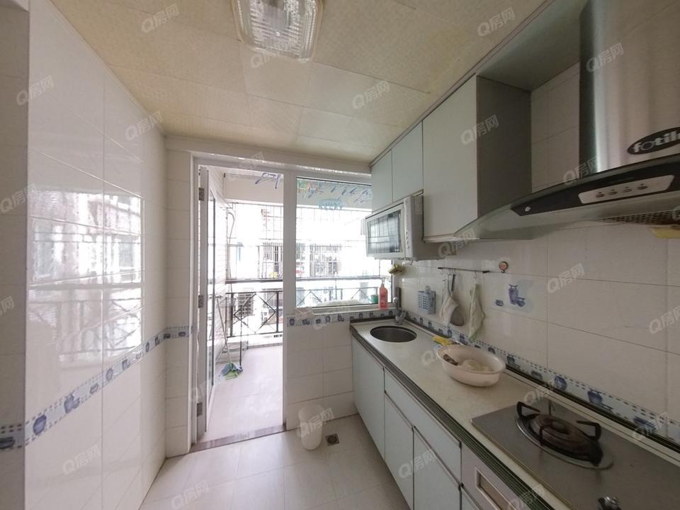 欧景城华庭南区 新出房源，户型方正，花园中间，住家安静舒适