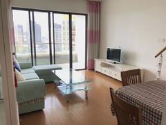 美佳华 2室2厅68m²整租