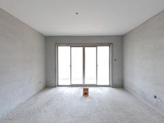 阳光圣菲 万达商圈毛坯四房满三年税费少配套完善业主诚心出售