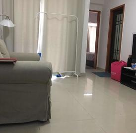 鸿景豪苑 精装一房可以改两房 安静  视野好