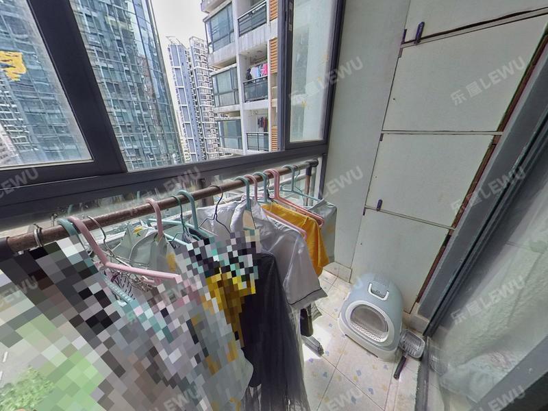 深圳特发泊林花园阳台照片_特发泊林花园 1室1厅44.27m²满五年