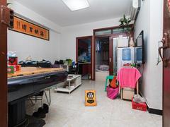 庐山大厦 2室1厅49.61m²整租