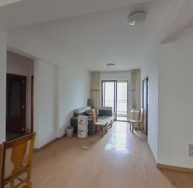 九珑湾花园 3室2厅143m²普通装修
