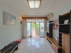 丽湖花园 3室2厅63.42m²满五年