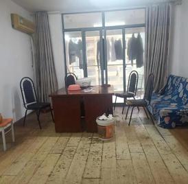 鸿徽苑 4室2厅130m²普通装修