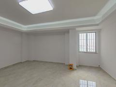 宝龙大厦 3室2厅115.95m²满五年