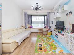 鼎太风华四期 3室2厅82.4m²精装修
