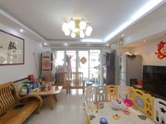 理想新城 4室2厅121.92m²整租
