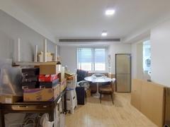 昆仑花园 3室1厅90m²精装修