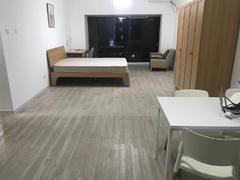 颐安都会中央2期  5室2厅144m²整租