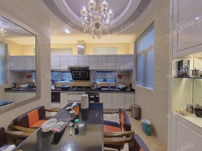 中山云山雅墅二、三期厨房照片_云山雅墅二、三期 豪华精装！6室4厅260m²精装修！