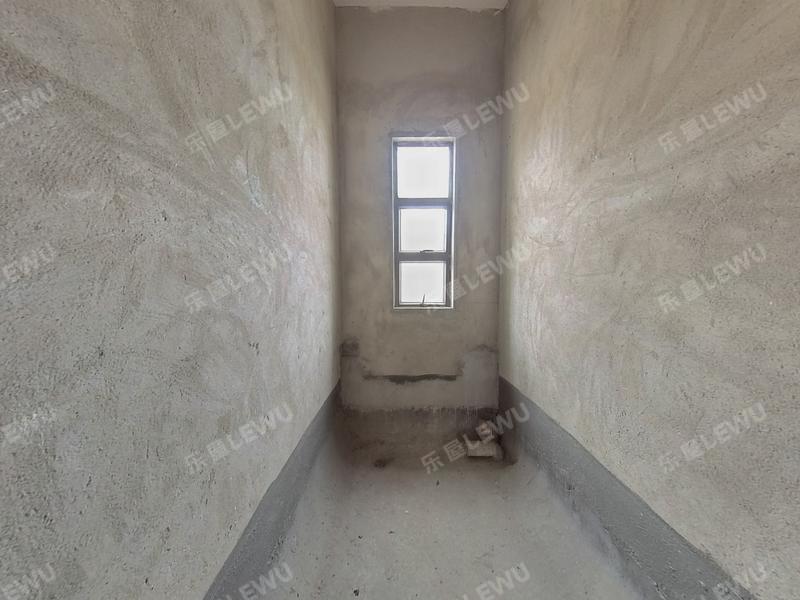 中山云山雅墅二、三期卫生间照片_云山雅墅二、三期 3室2厅180m²整租