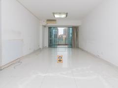 公园大地五期 4室2厅113.11m²满五唯一