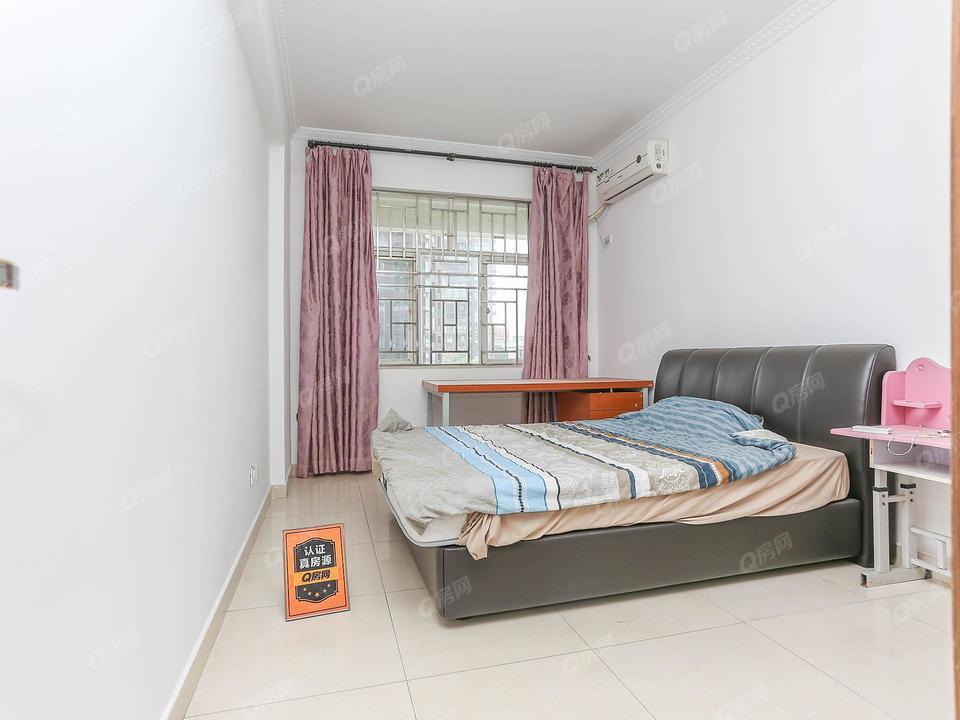 尚景欣园二期 4室2厅142.6m²普通装修