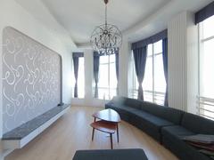 百仕达花园二期 3室2厅130.67m²满五年