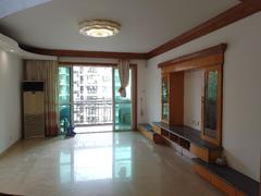 鹏兴花园二期 4室2厅124m²整租