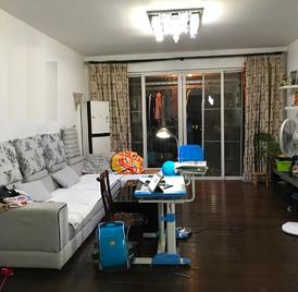桃花园三期 4室1厅130.71m²普通装修