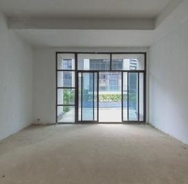 观景峰 4室2厅270m²毛坯