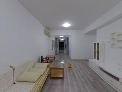 中旅广场 2室2厅135m²整租