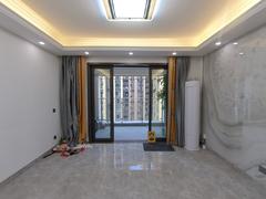润科华府 5室2厅132m²整租(目前家私电器都有了)