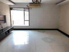 现代城华庭 3室2厅126m²整租