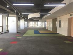 永新汇 楼下地铁厅坐250人