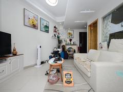 吉信大厦 2室2厅65.35m²精装修